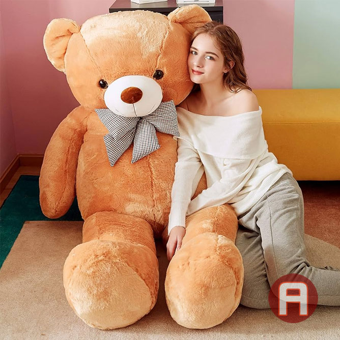 A teddy bear is an indispensable Valentine's Day gift